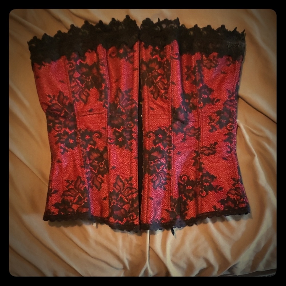 Pretty red and black corset